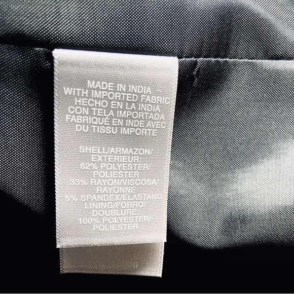 NWT LIZ CLAIBORNE Women's Classic Black Lined Blazer | Business Jacket - Picture 8 of 8